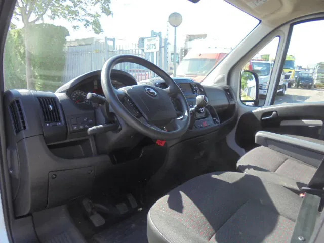 Furgón Opel Movano L3H2 2.2L BLUE HDI 140: foto 8