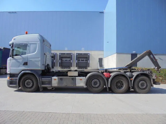 Scania G450 8X2 TRIPLE RETARDER - Camión multibasculante: foto 1 Scania G450 8X2 TRIPLE RETARDER - Camión multibasculante: foto 1