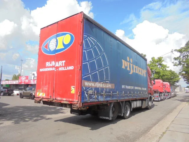 Scania R420 6X2 RETARDER - Camión caja cerrada: foto 5 Scania R420 6X2 RETARDER - Camión caja cerrada: foto 5