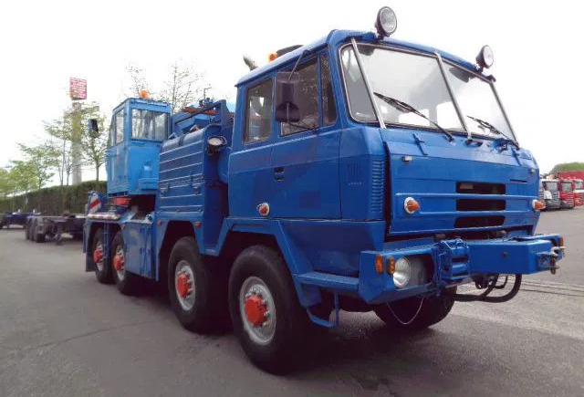 Tatra T 815 8X8 - Grua de remolque autos: foto 2 Tatra T 815 8X8 - Grua de remolque autos: foto 2