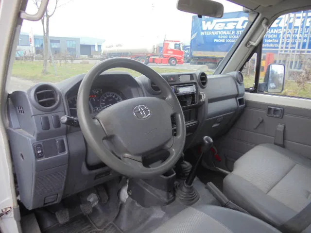 Coche Toyota Land Cruiser HZJ78L 4WD EXPORT OUT EU ONLY: foto 10