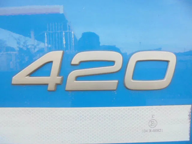 Volvo FH 420 6X2 NL TRUCK - Camión lona: foto 4 Volvo FH 420 6X2 NL TRUCK - Camión lona: foto 4