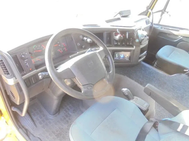 Camión portavehículos Volvo FM 330 KAESBOHRER METAGO NL TRUCK: foto 7 Camión portavehículos Volvo FM 330 KAESBOHRER METAGO NL TRUCK: foto 7