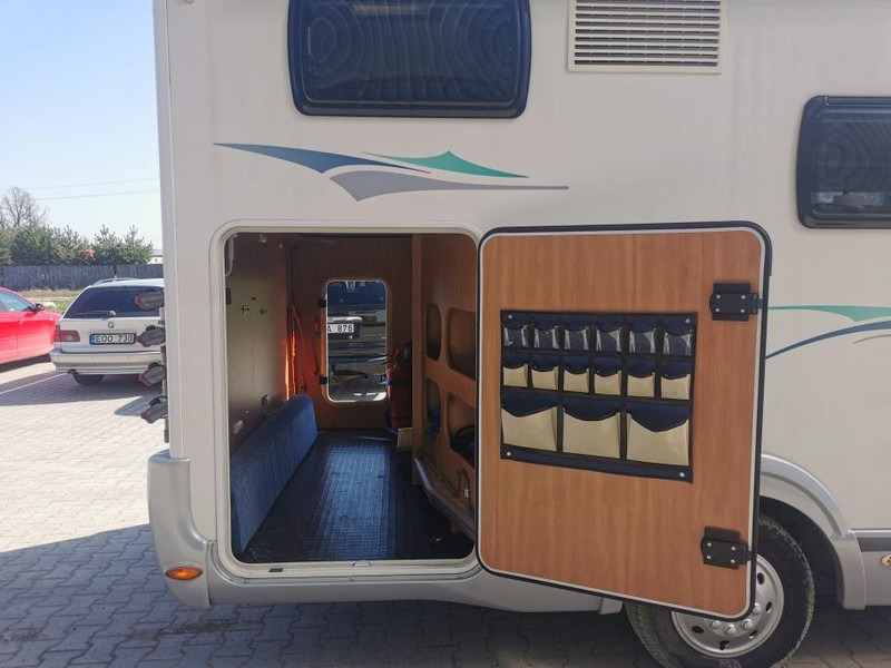 Autocaravana capuchina Fiat Chausson Flash 13: foto 9