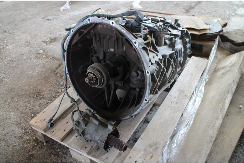 MAN ZF 12 AS 2130TD gearbox for MAN truck tractor - Caja de cambios para Camión: foto 3 MAN ZF 12 AS 2130TD gearbox for MAN truck tractor - Caja de cambios para Camión: foto 3