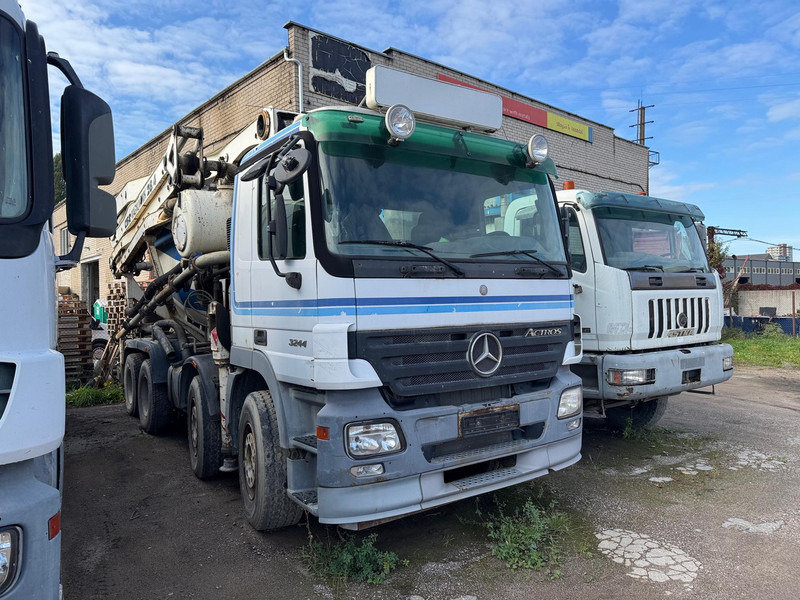 Mercedes-Benz Actros 3244 + Cifa Magnum MK 28.4 - Camión bomba de hormigón: foto 2 Mercedes-Benz Actros 3244 + Cifa Magnum MK 28.4 - Camión bomba de hormigón: foto 2
