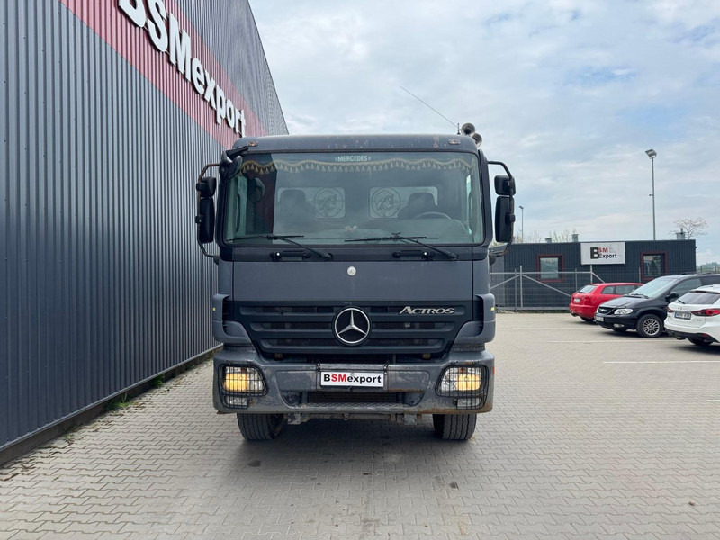 Mercedes-Benz Actros 3341 - Camión volquete: foto 2 Mercedes-Benz Actros 3341 - Camión volquete: foto 2