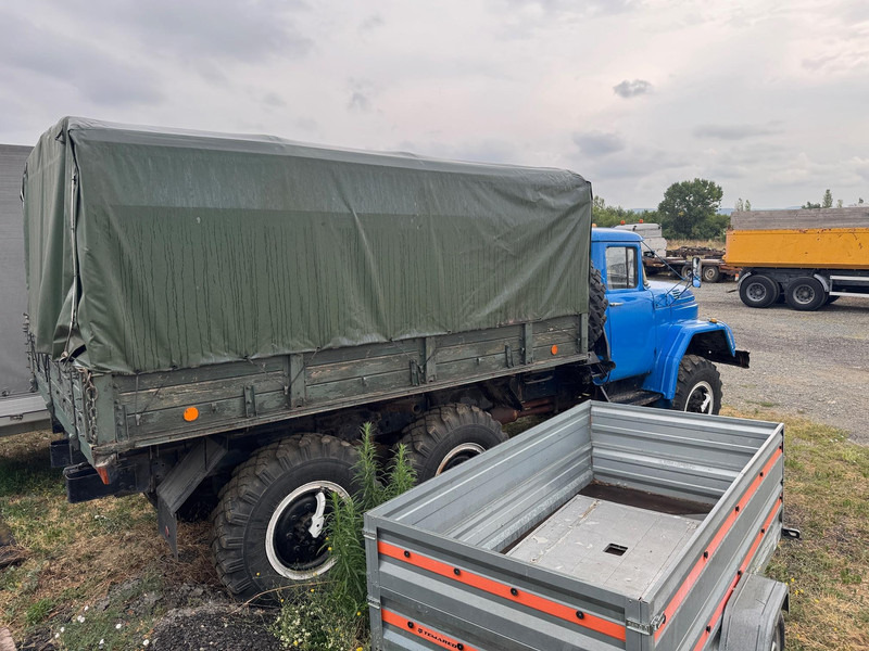 ZIL 131, 6x6 low mileage - Camión lona: foto 3 ZIL 131, 6x6 low mileage - Camión lona: foto 3