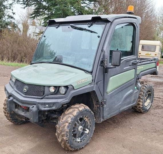 John Deere XUV 865M - Cuadrimoto: foto 1 John Deere XUV 865M - Cuadrimoto: foto 1