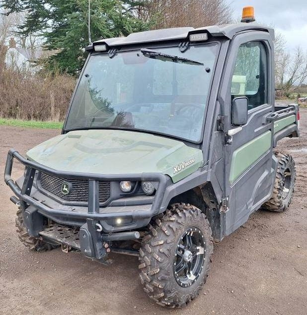 John Deere XUV 865M - Cuadrimoto: foto 1 John Deere XUV 865M - Cuadrimoto: foto 1