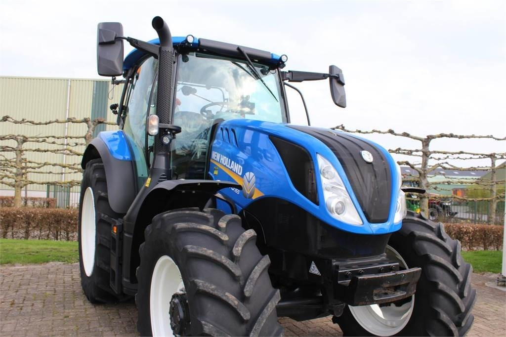 New Holland T6.155 - Tractor: foto 3 New Holland T6.155 - Tractor: foto 3
