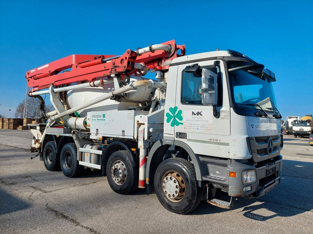 Mercedes-Benz Actros 4141 BB Putzmeister M24-3 Mercedes-Benz Actros 4141 BB Putzmeister M24-3 - Camión hormigonera con bomba: foto 2 Mercedes-Benz Actros 4141 BB Putzmeister M24-3 Mercedes-Benz Actros 4141 BB Putzmeister M24-3 - Camión hormigonera con bomba: foto 2