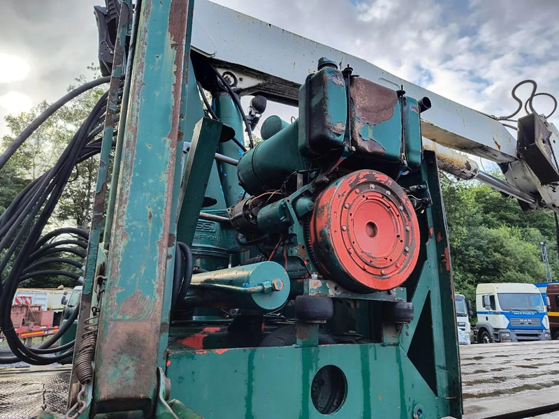 Semirremolque plataforma/ Caja abierta EKW WITH FONCTIONING (!) GLIDING CRANE: foto 13 Semirremolque plataforma/ Caja abierta EKW WITH FONCTIONING (!) GLIDING CRANE: foto 13