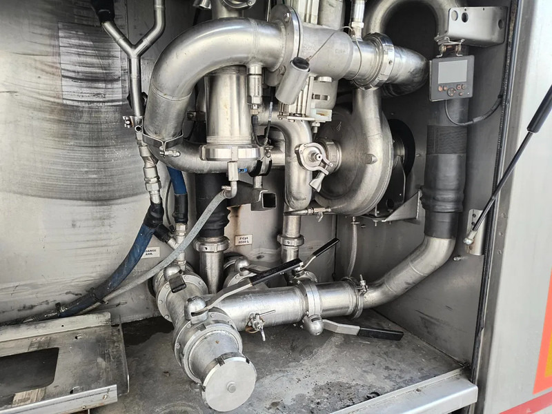 Leasing de ETA 29000L INSULATED INOX TANK - 1 COMP - PUMP ETA 29000L INSULATED INOX TANK - 1 COMP - PUMP: foto 8 Leasing de ETA 29000L INSULATED INOX TANK - 1 COMP - PUMP ETA 29000L INSULATED INOX TANK - 1 COMP - PUMP: foto 8