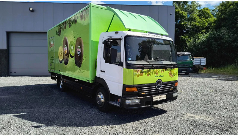 Mercedes-Benz Atego 815 - Camión caja cerrada: foto 1 Mercedes-Benz Atego 815 - Camión caja cerrada: foto 1