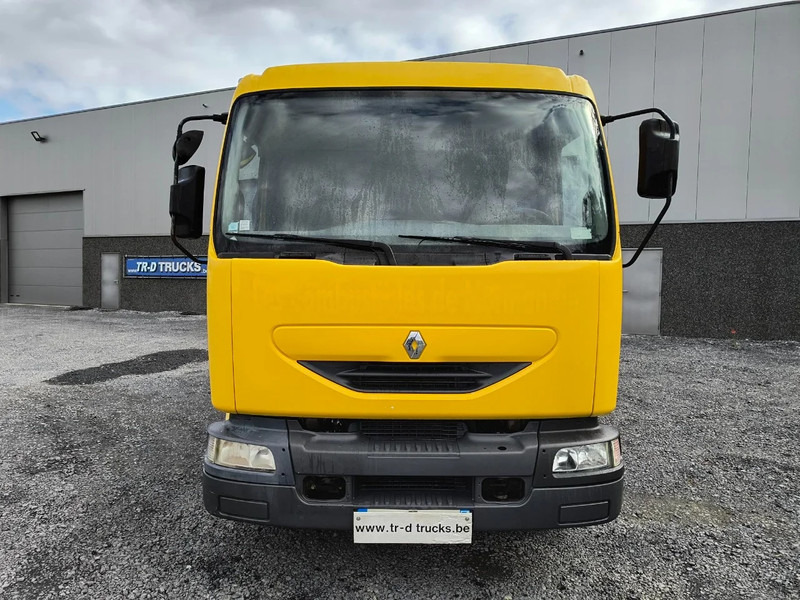 Renault Midlum 220 10500L FUEL / CARBURANT - 4 COMP/A LAMES - Camión cisterna: foto 2 Renault Midlum 220 10500L FUEL / CARBURANT - 4 COMP/A LAMES - Camión cisterna: foto 2