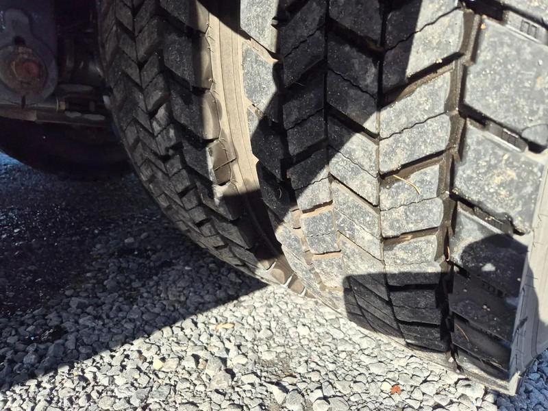 Camión cisterna para transporte de combustible Renault Premium 410 13000L FUEL TANK - 4 COMP - DIESEL/GASOLINE: foto 20