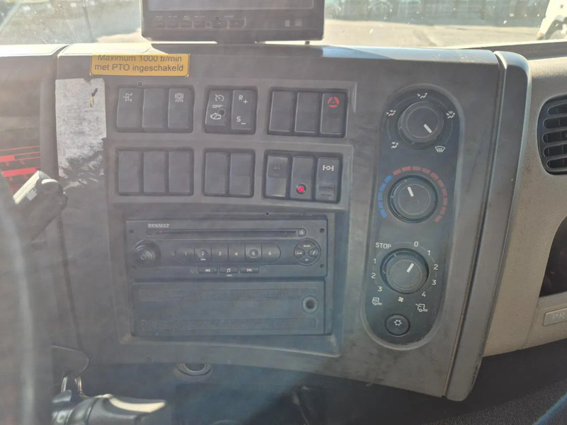 Camión cisterna para transporte de combustible Renault Premium 410 13000L FUEL TANK - 4 COMP - DIESEL/GASOLINE: foto 11