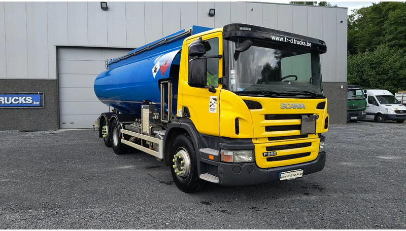 Scania P280 6X2- 19000L-5 compartiments - Camión cisterna: foto 2 Scania P280 6X2- 19000L-5 compartiments - Camión cisterna: foto 2