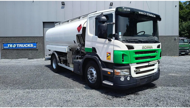 Scania P340 MAGYAR TANK - 14000L -RETARDER-SPRINGSUSPENSION - Camión cisterna: foto 3 Scania P340 MAGYAR TANK - 14000L -RETARDER-SPRINGSUSPENSION - Camión cisterna: foto 3
