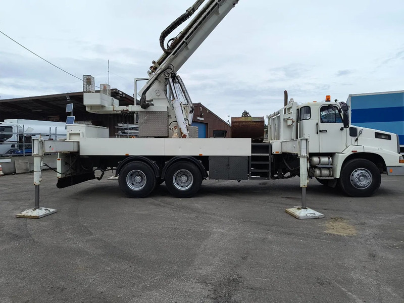 Volvo NL12 420 6x4 CRANE 60T/M - VIDEOS AVAILABLE - Camión grúa: foto 4 Volvo NL12 420 6x4 CRANE 60T/M - VIDEOS AVAILABLE - Camión grúa: foto 4