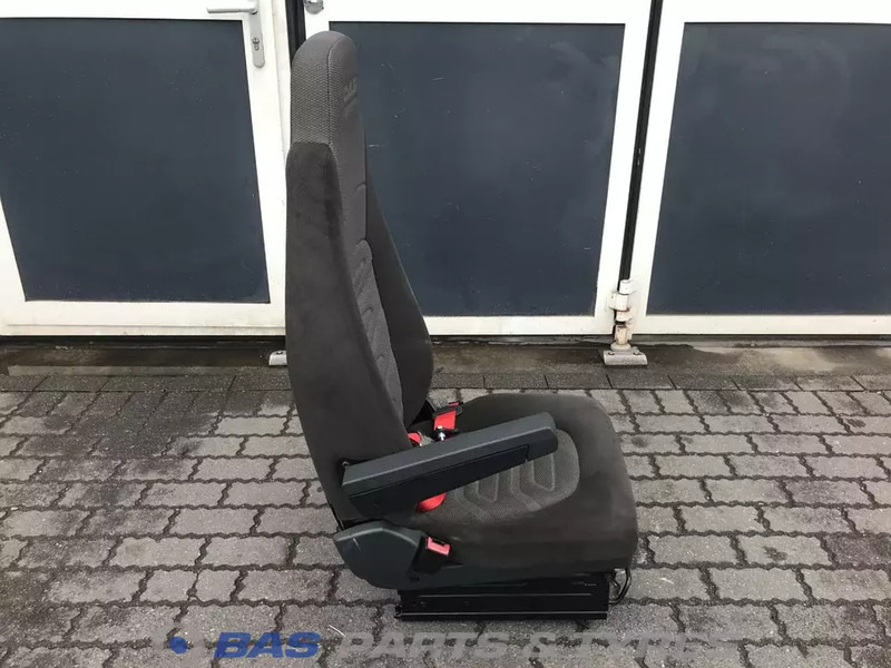 DAF LF55 Euro 4-5 - Asiento para Camión: foto 4 DAF LF55 Euro 4-5 - Asiento para Camión: foto 4