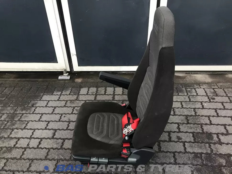 DAF LF55 Euro 4-5 - Asiento para Camión: foto 2 DAF LF55 Euro 4-5 - Asiento para Camión: foto 2
