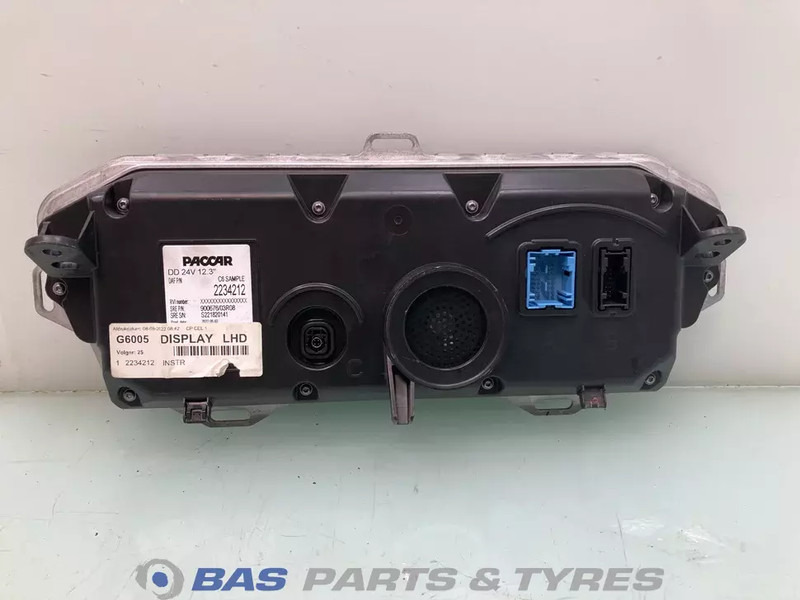 DAF XF G2 Instrumentenpaneel DAF 2234212 - Salpicadero para Camión: foto 2 DAF XF G2 Instrumentenpaneel DAF 2234212 - Salpicadero para Camión: foto 2