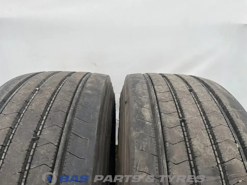 Firestone Firestone 315/70R22.5 FS422+ 154/150 M+S 3PMSF gebruikte set - Neumático para Camión: foto 2 Firestone Firestone 315/70R22.5 FS422+ 154/150 M+S 3PMSF gebruikte set - Neumático para Camión: foto 2