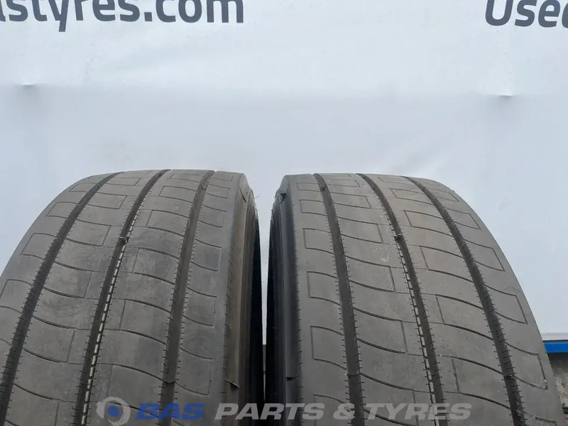 Firestone Firestone 315/70R22.5 FS424 EVO 156/150 M+S 3PMSF gebruikte set - Neumático para Camión: foto 2 Firestone Firestone 315/70R22.5 FS424 EVO 156/150 M+S 3PMSF gebruikte set - Neumático para Camión: foto 2