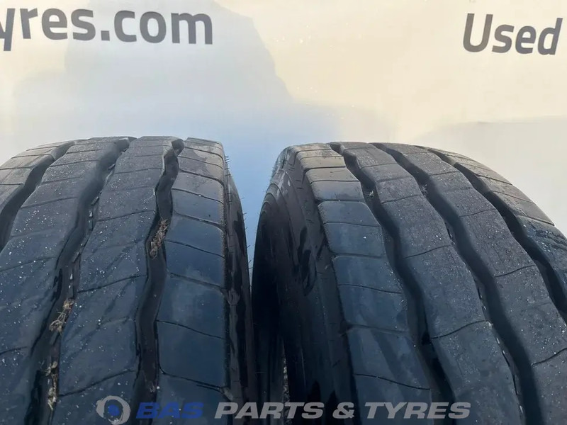 Goodyear Goodyear 13R22.5 Omnitrac S 156/150 K M+S 3PMSF gebruikte set - Neumático para Camión: foto 2 Goodyear Goodyear 13R22.5 Omnitrac S 156/150 K M+S 3PMSF gebruikte set - Neumático para Camión: foto 2