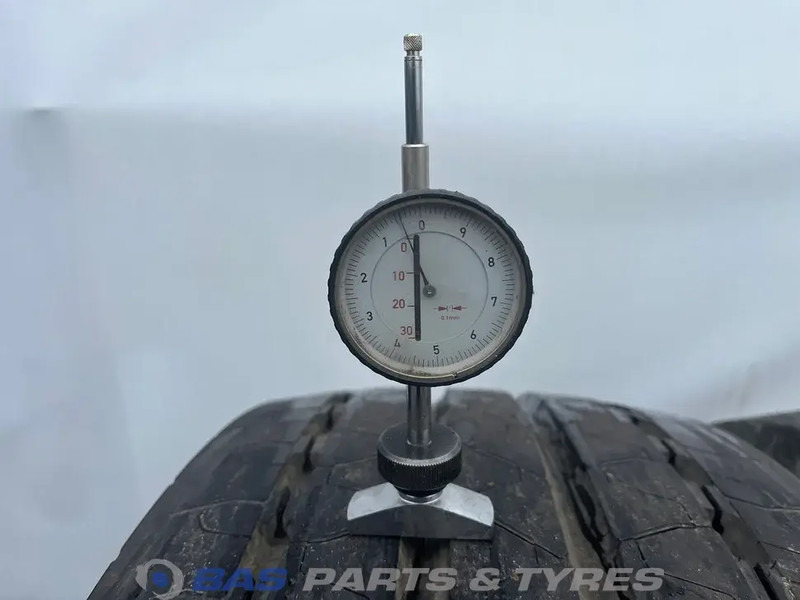 Goodyear Goodyear 315/60R22.5 154/148 M+S gebruikte set - Neumático para Camión: foto 3 Goodyear Goodyear 315/60R22.5 154/148 M+S gebruikte set - Neumático para Camión: foto 3