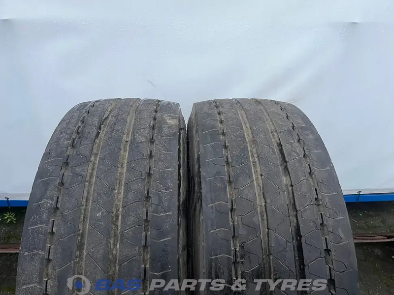 Goodyear Goodyear 315/60R22.5 154/148 M+S gebruikte set - Neumático para Camión: foto 2 Goodyear Goodyear 315/60R22.5 154/148 M+S gebruikte set - Neumático para Camión: foto 2