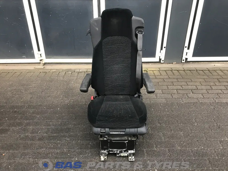Mercedes-Benz Actros MP4 Bestuurdersstoel Mercedes A 960 910 27 02 - Asiento para Camión: foto 1 Mercedes-Benz Actros MP4 Bestuurdersstoel Mercedes A 960 910 27 02 - Asiento para Camión: foto 1
