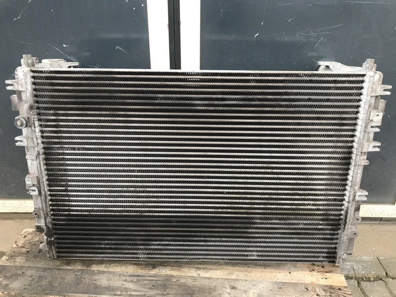 Mercedes-Benz Antos MP4 - Intercooler para Camión: foto 2 Mercedes-Benz Antos MP4 - Intercooler para Camión: foto 2