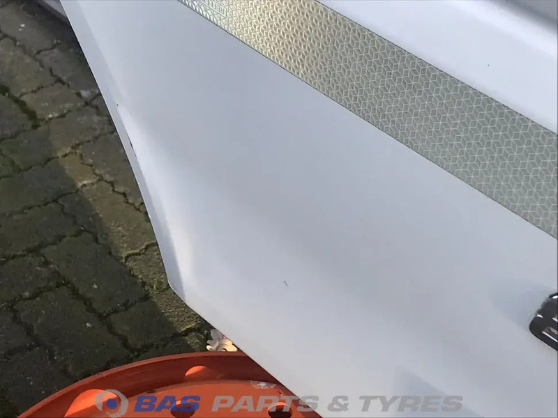 Mercedes-Benz Atego Portier Rechts Mercedes A 940 720 04 05 - Puerta y piezas para Camión: foto 4 Mercedes-Benz Atego Portier Rechts Mercedes A 940 720 04 05 - Puerta y piezas para Camión: foto 4