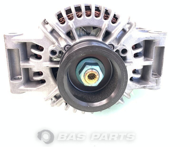 Mercedes-Benz Dynamo Mercedes A 014 154 67 02 - Alternador para Camión: foto 2 Mercedes-Benz Dynamo Mercedes A 014 154 67 02 - Alternador para Camión: foto 2