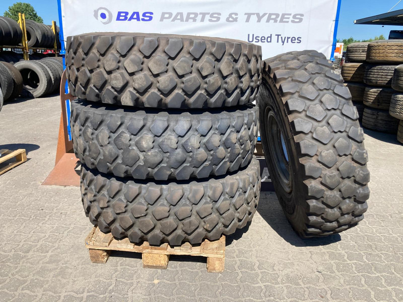Michelin - Neumático para Camión: foto 1 Michelin - Neumático para Camión: foto 1