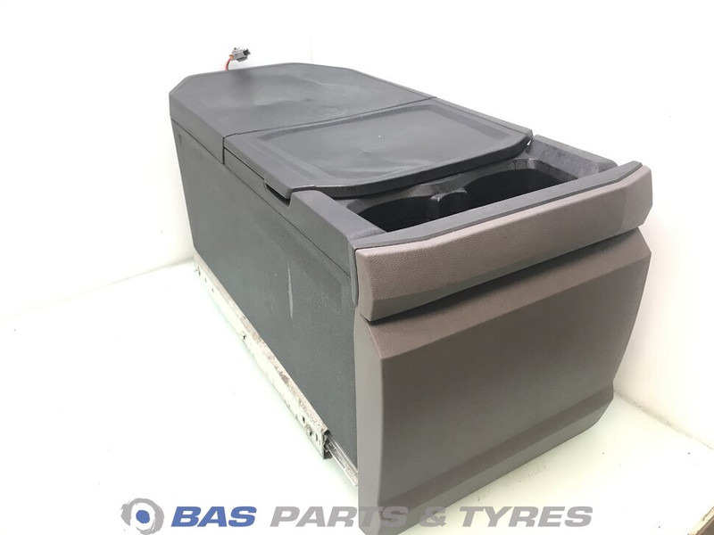 DAF XF G2 Koelkast DAF 35 Liter 2318729 - Recambio para Camión: foto 1 DAF XF G2 Koelkast DAF 35 Liter 2318729 - Recambio para Camión: foto 1