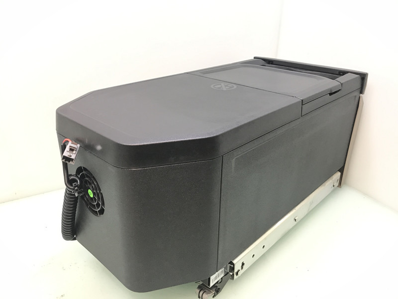 DAF XG+ Koelkast DAF 35 Liter 2318729 - Recambio para Camión: foto 2 DAF XG+ Koelkast DAF 35 Liter 2318729 - Recambio para Camión: foto 2