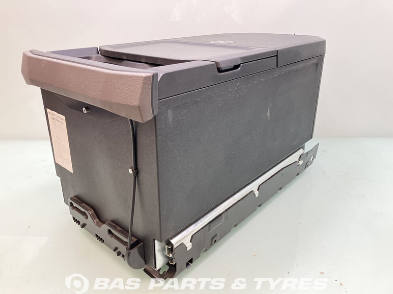 DAF XG Koelkast DAF 35 Liter 2321324 - Recambio para Camión: foto 1 DAF XG Koelkast DAF 35 Liter 2321324 - Recambio para Camión: foto 1
