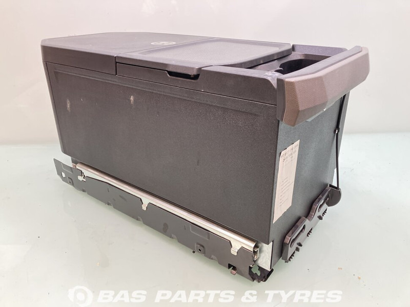 DAF XG Koelkast DAF 35 Liter 2321324 - Recambio para Camión: foto 2 DAF XG Koelkast DAF 35 Liter 2321324 - Recambio para Camión: foto 2