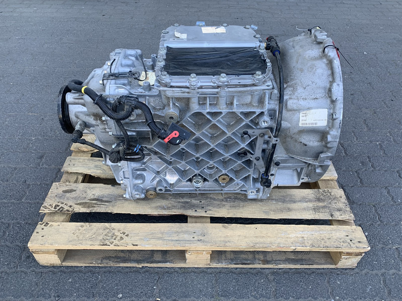 Renault T-Serie - Caja de cambios para Camión: foto 3 Renault T-Serie - Caja de cambios para Camión: foto 3