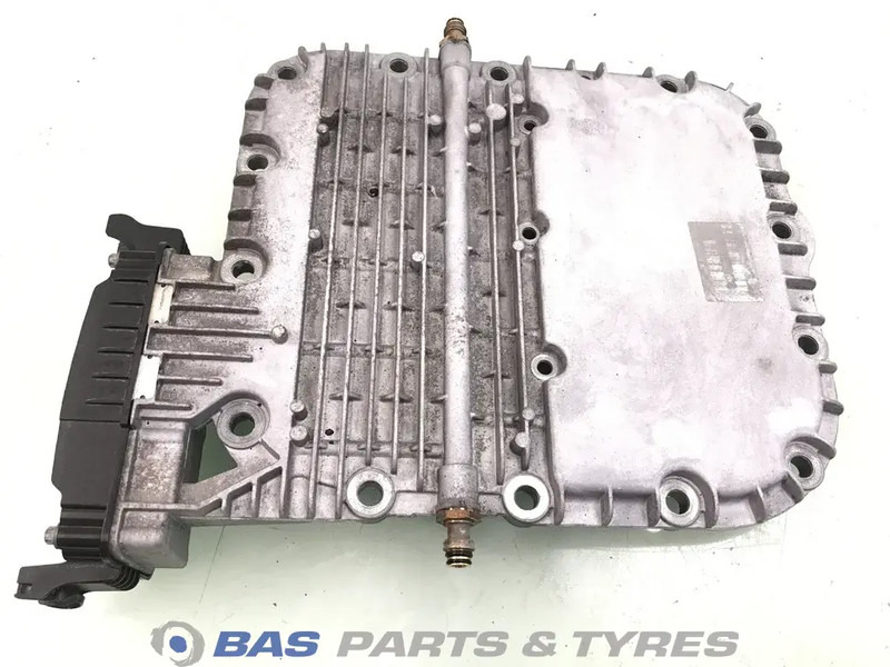Renault T-Serie Versnellingsbakdeksel Renault 7424213321 - Caja de cambios para Camión: foto 1 Renault T-Serie Versnellingsbakdeksel Renault 7424213321 - Caja de cambios para Camión: foto 1