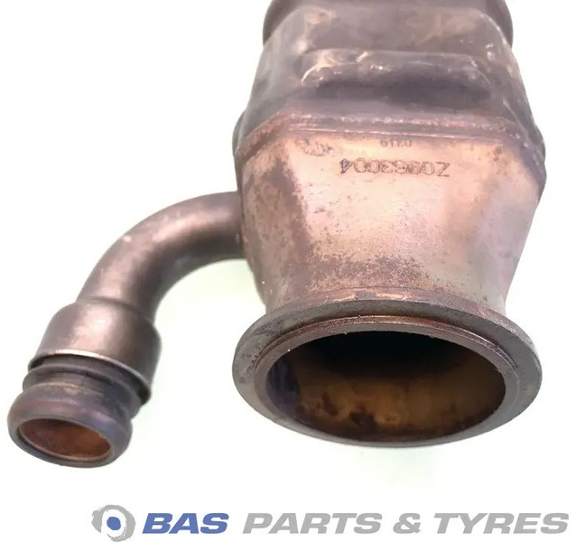 Scania EGR koeler Scania 2074600 - Enfriador EGR para Camión: foto 3 Scania EGR koeler Scania 2074600 - Enfriador EGR para Camión: foto 3