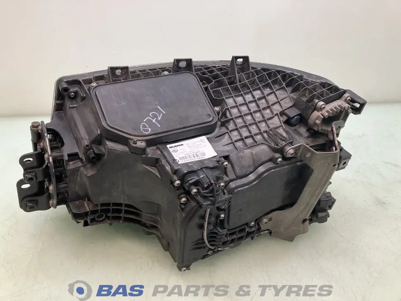 Scania  - Faro delantero para Camión: foto 2 Scania  - Faro delantero para Camión: foto 2