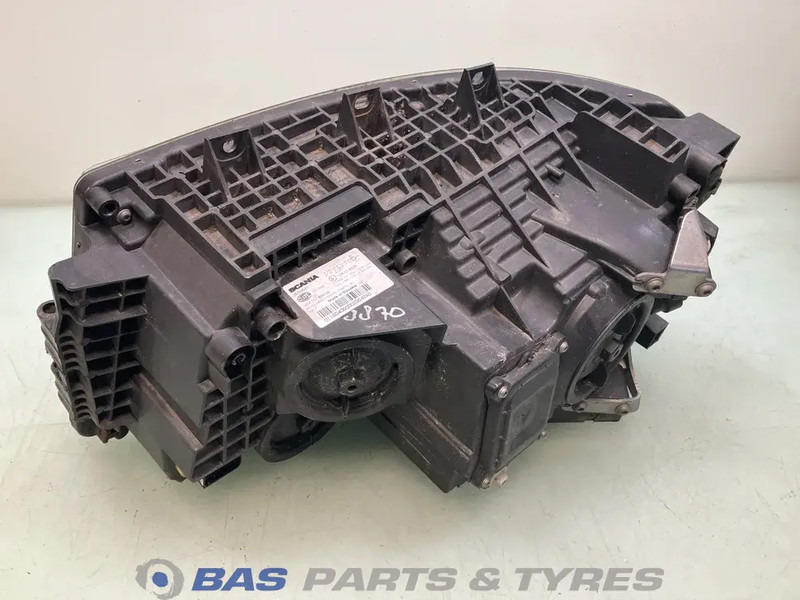 Scania  - Faro delantero para Camión: foto 2 Scania  - Faro delantero para Camión: foto 2