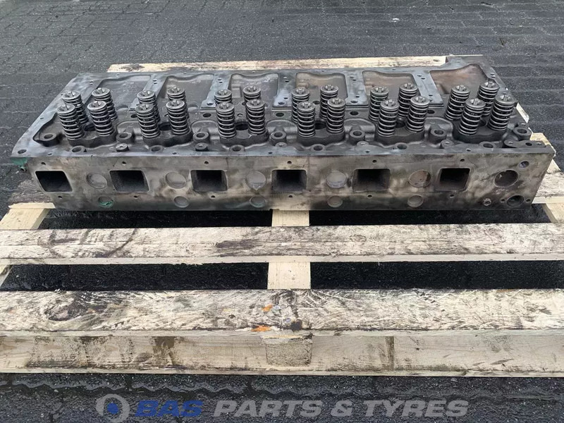 Volvo Cilinderkop Volvo D11C 450 C1 21092409 - Bloque de cilindros para Camión: foto 3 Volvo Cilinderkop Volvo D11C 450 C1 21092409 - Bloque de cilindros para Camión: foto 3