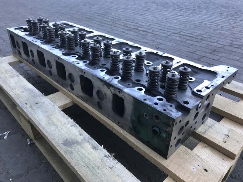 Volvo Cilinderkop Volvo D13K 460 22467253 - Bloque de cilindros para Camión: foto 2 Volvo Cilinderkop Volvo D13K 460 22467253 - Bloque de cilindros para Camión: foto 2