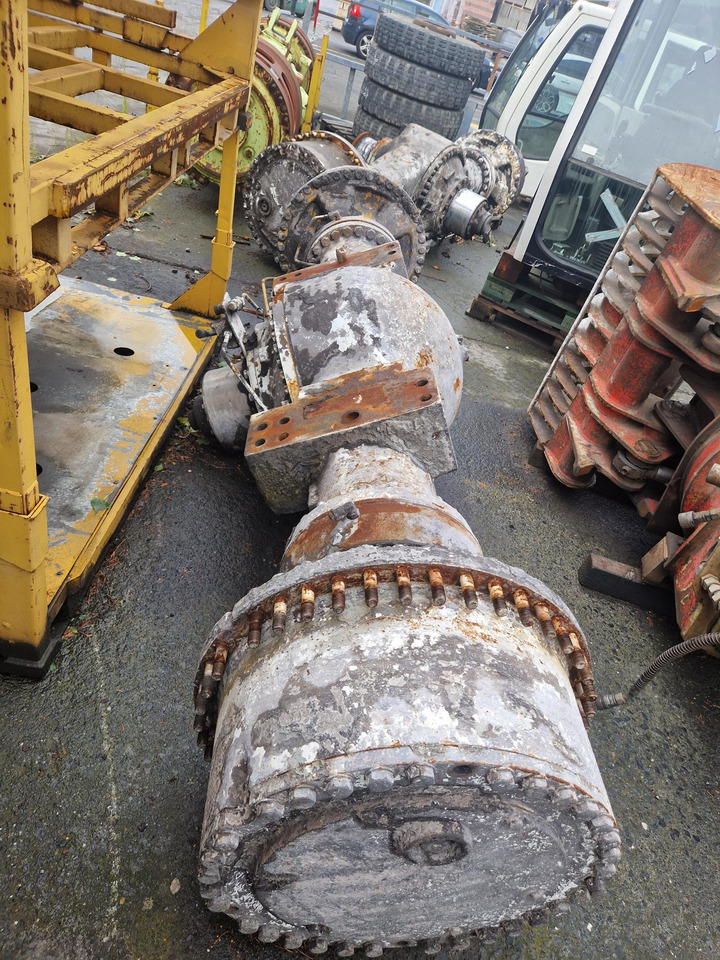 EJE DELANTERO PARA CAT 988 F II - Eje y piezas para Maquinaria de construcción: foto 2 EJE DELANTERO PARA CAT 988 F II - Eje y piezas para Maquinaria de construcción: foto 2